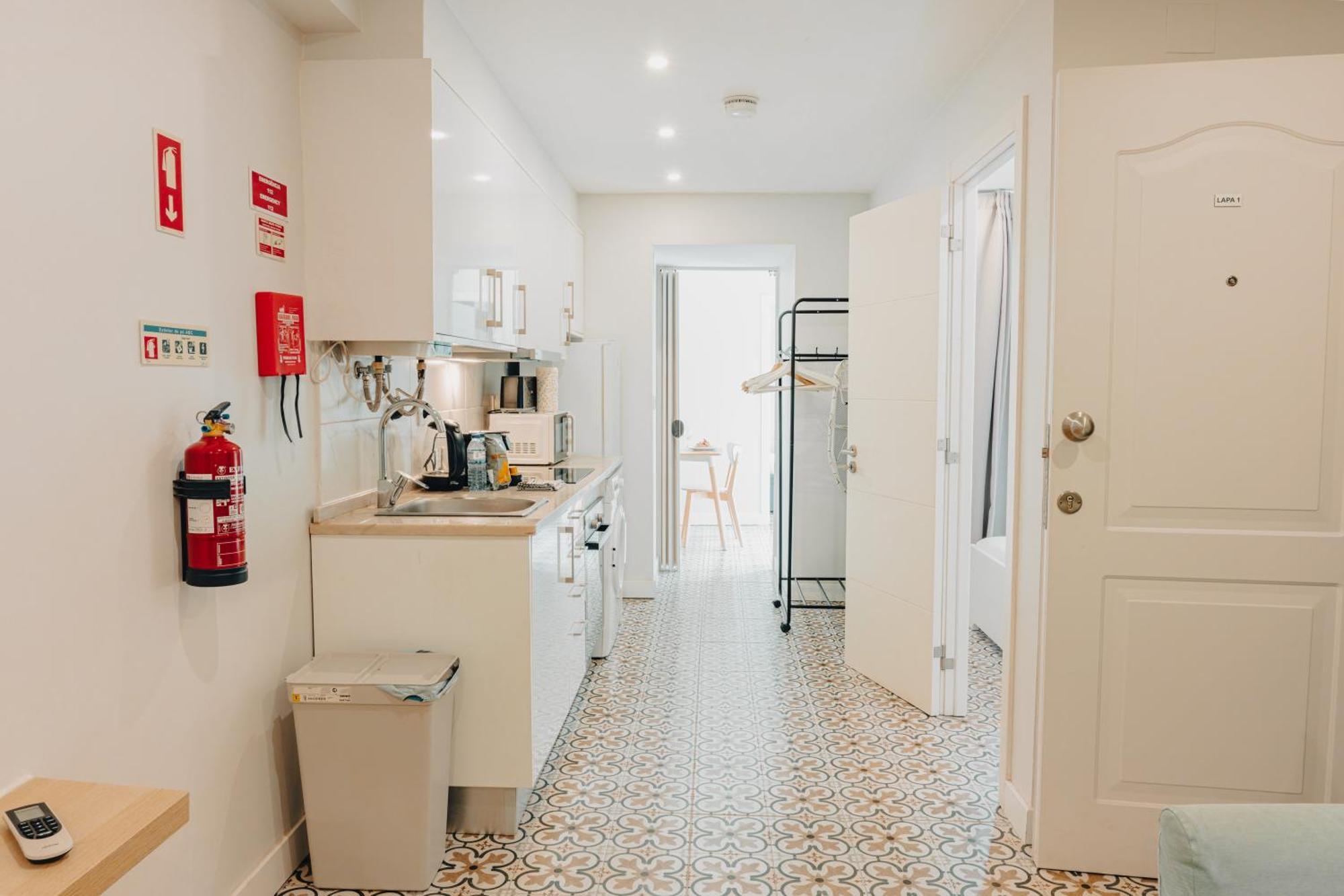 Lapa Charm Apartments With Patio 리스본 외부 사진